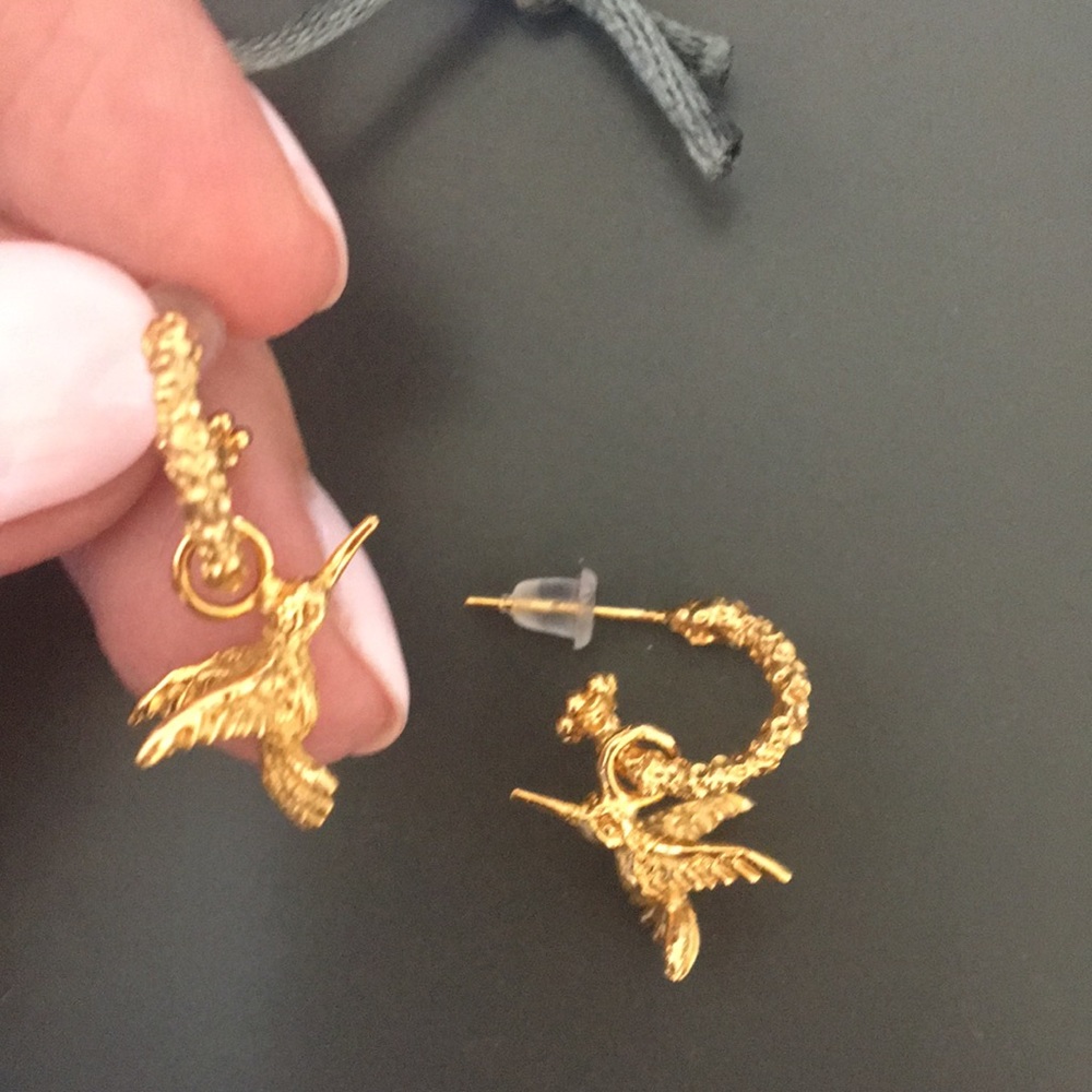 Small gold hoop hummingbird earrings